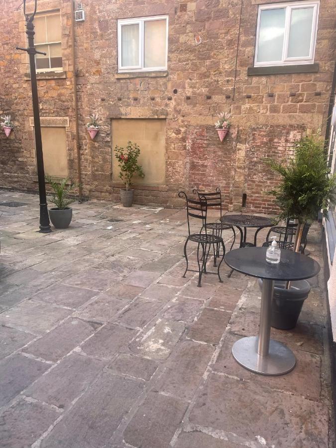 Courtyard Holiday Apartments Belper Bagian luar foto