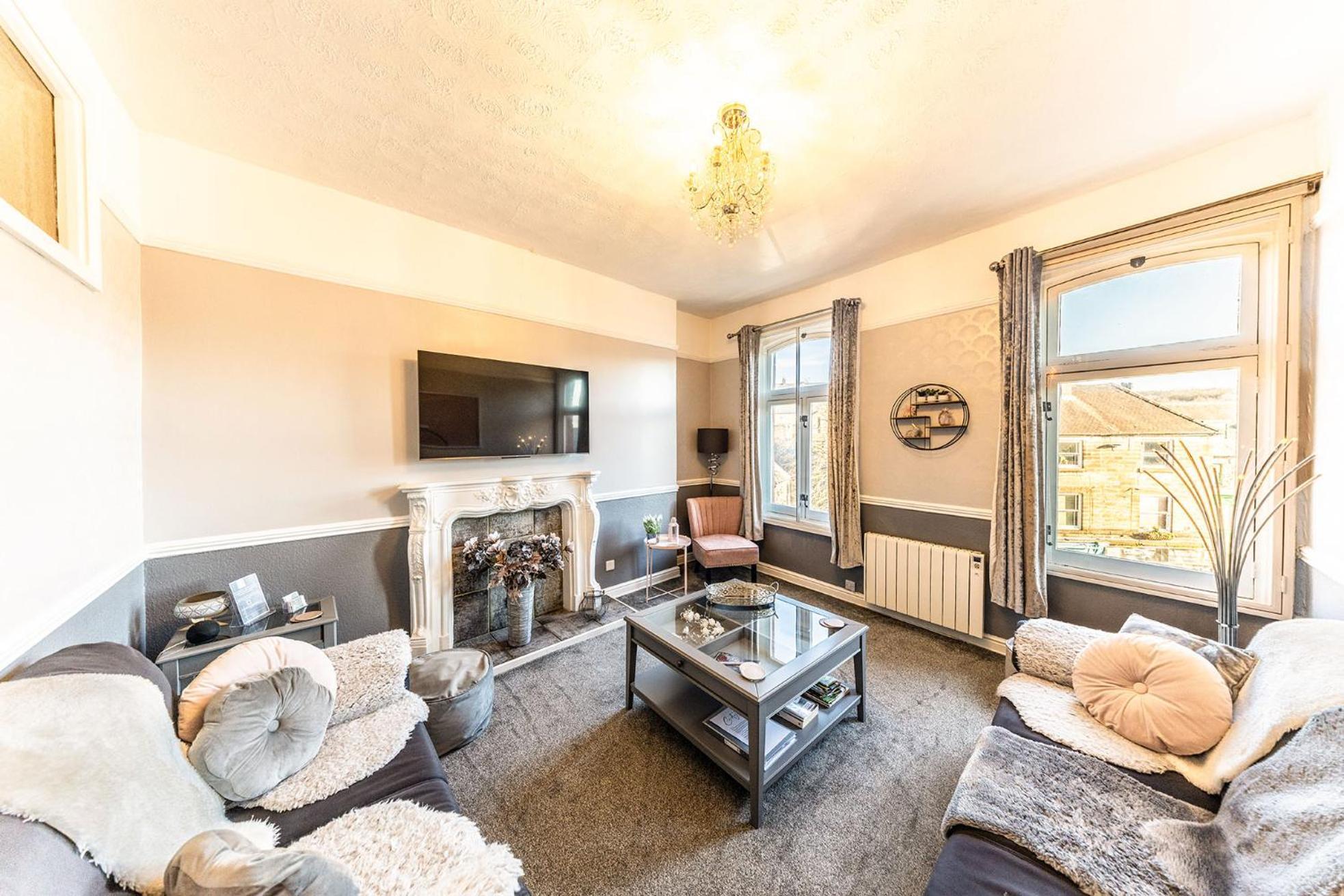 Courtyard Holiday Apartments Belper Bagian luar foto